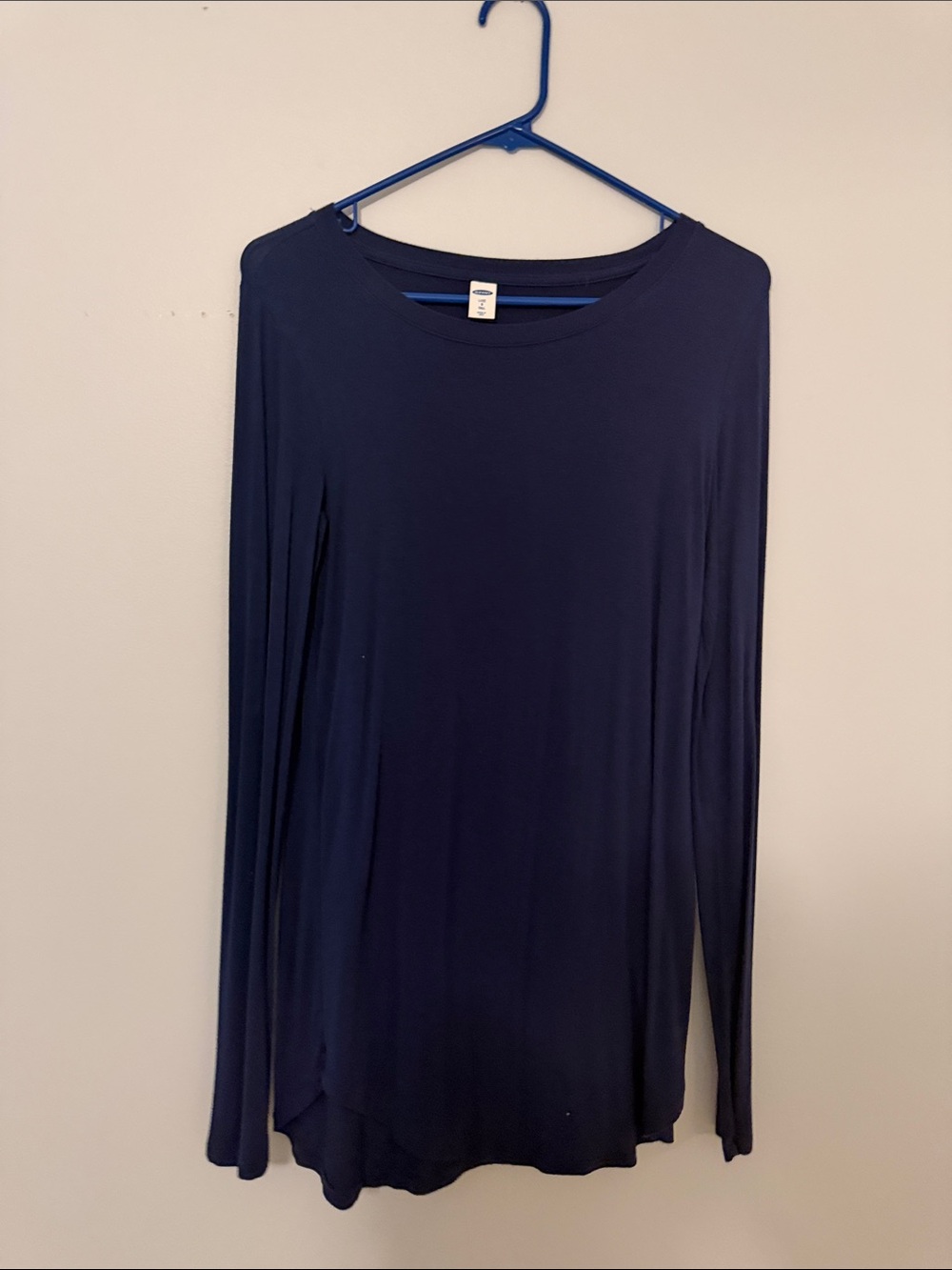 Old Navy Women's Navy Long-Sleeve Crew Neck Top
